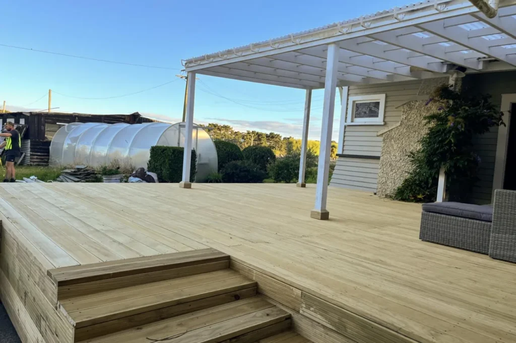 Wide floating decks with steps built by Deck Builders Taupo, enhancing outdoor living for Taupo homes.