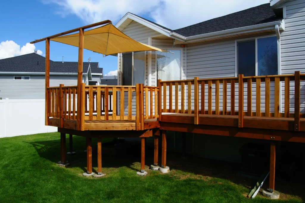 Elevated floating decks with canopy by Deck Builders Taupo, designed for Taupo homes with style and durability.